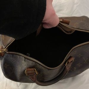 Louis Vuitton speedy